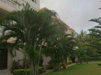 Retreat Anjuna Resort ภายนอก รูปภาพ