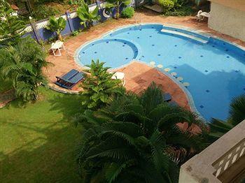 Retreat Anjuna Resort ภายนอก รูปภาพ